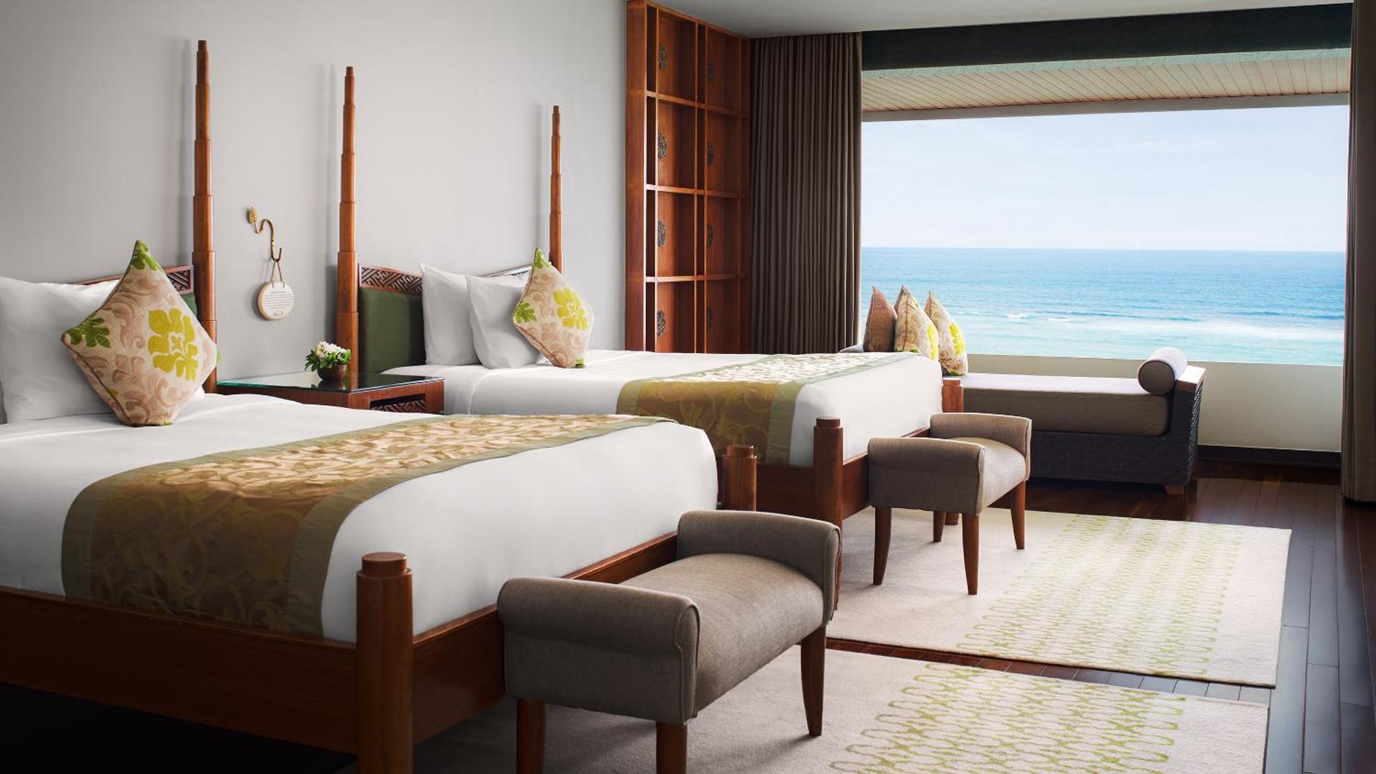 Family Ocean Front Pool Suite - Free Benefit